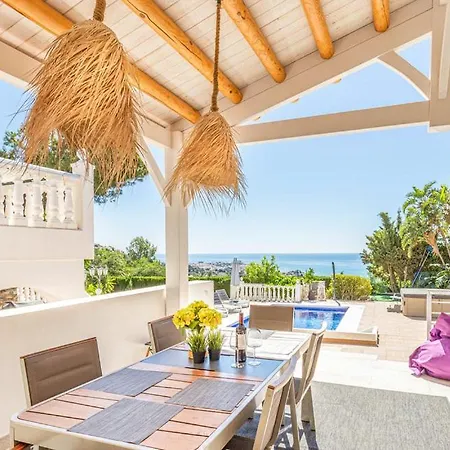 Luxury With Beautiful Sea View & Jacuzzi Benalmádena
